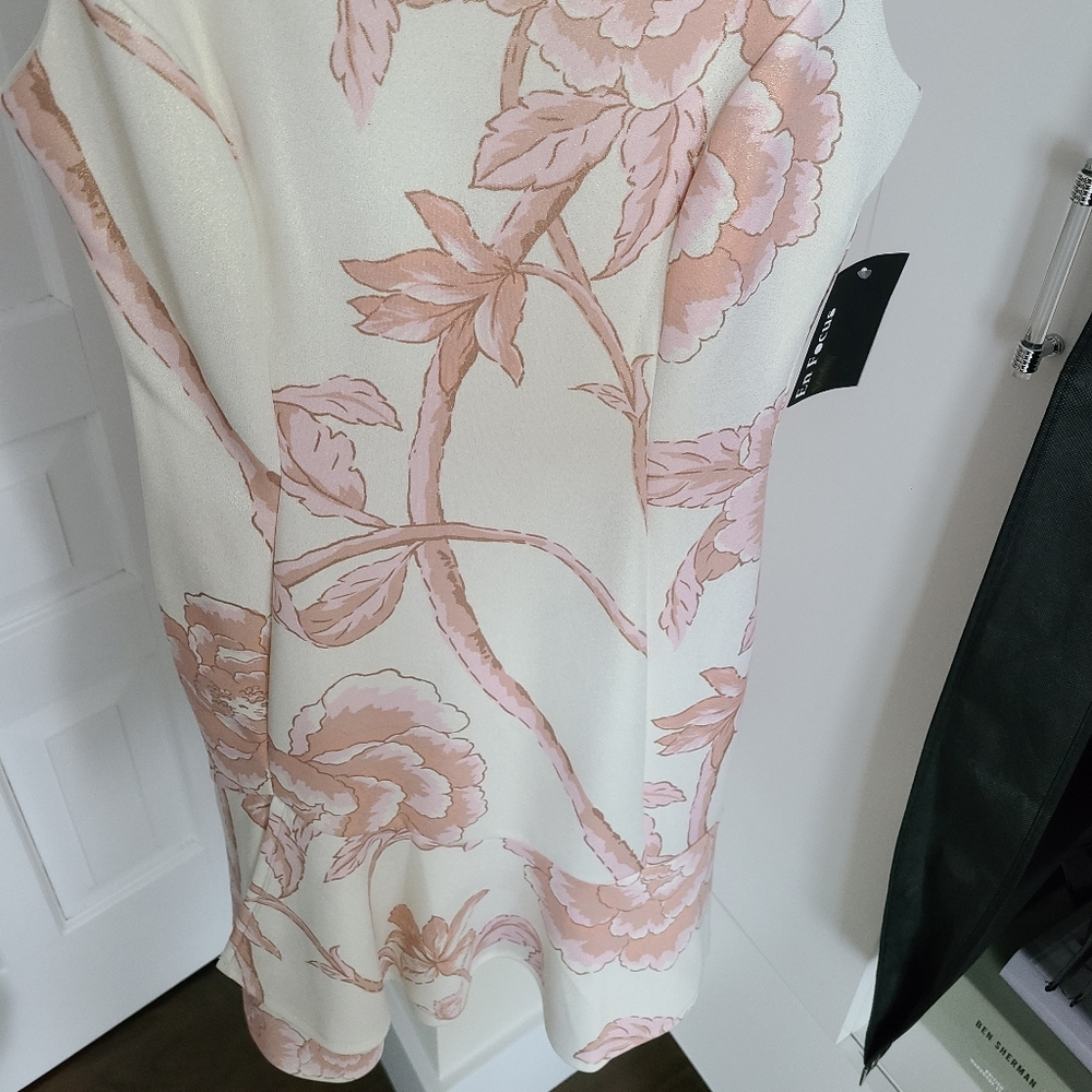 Floral shimmer dress